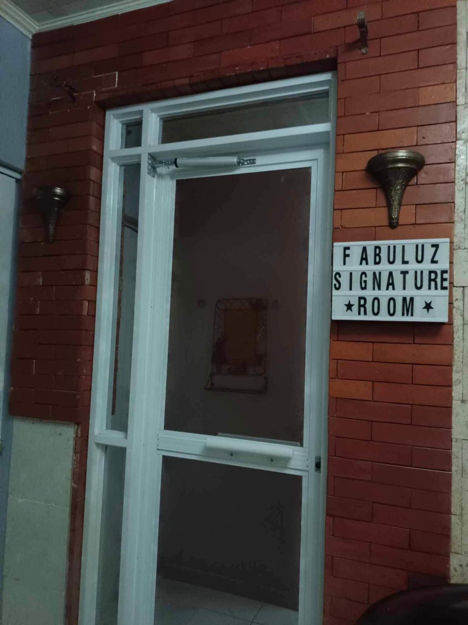 Fabuluz Luxury At Princess Place Malolos Ngoại thất bức ảnh