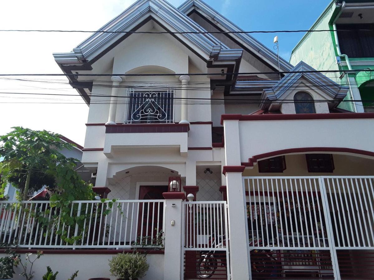 Fabuluz Luxury At Princess Place Malolos Ngoại thất bức ảnh